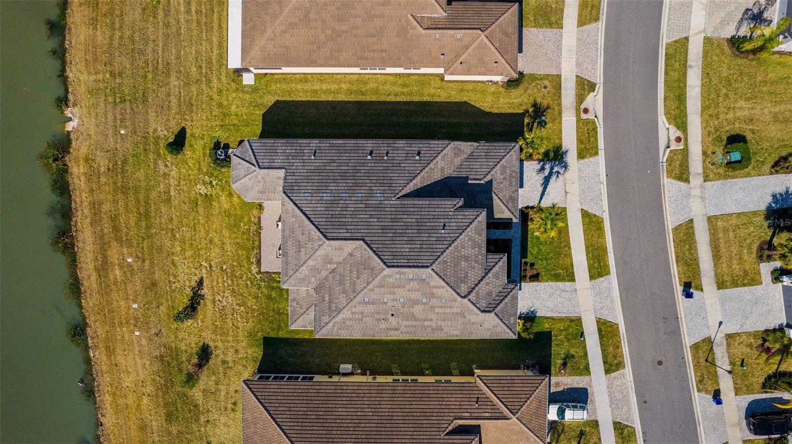 Listing photo id 1 for 3263 Juniper Springs Street