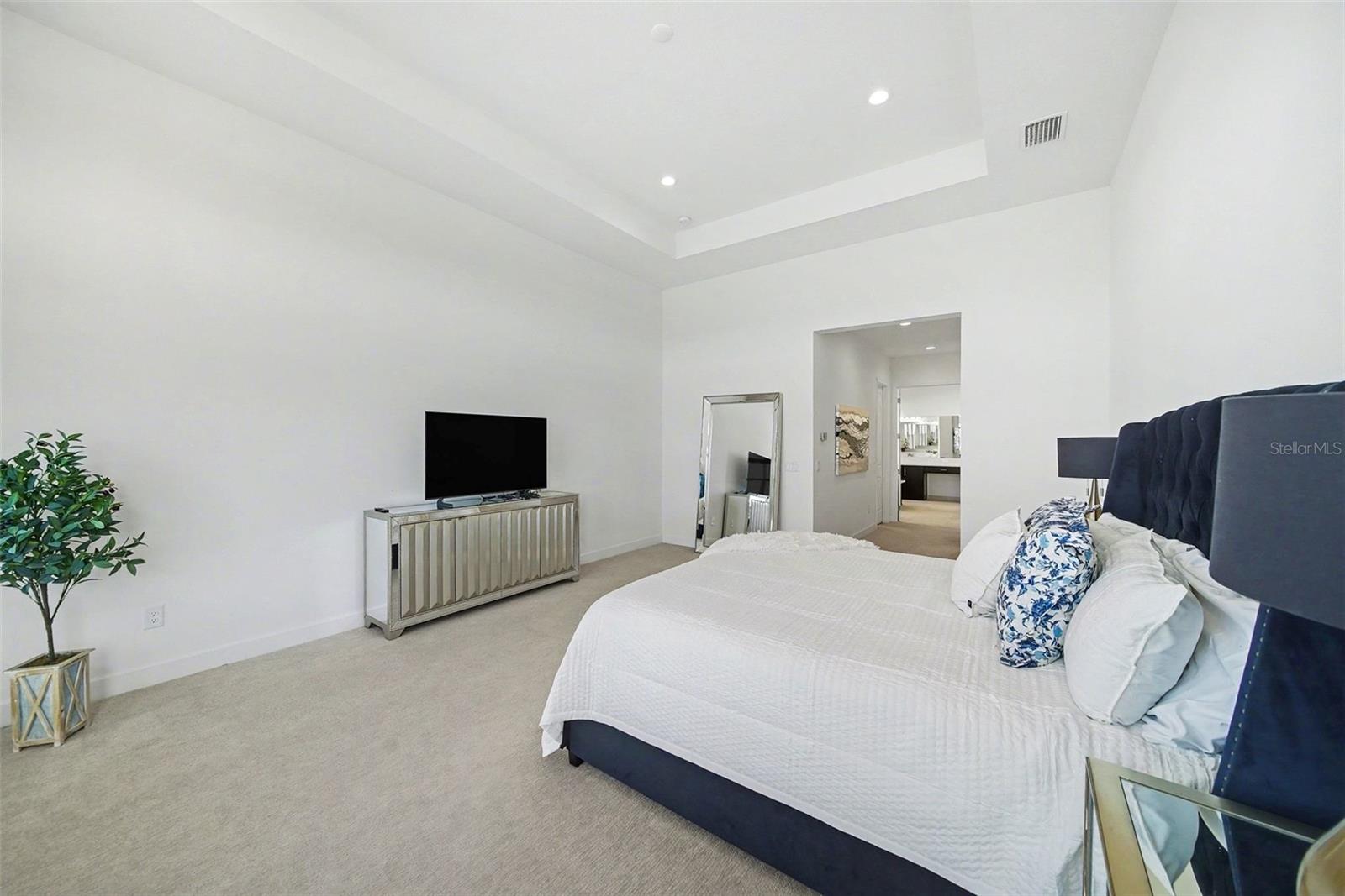 Listing photo id 35 for 3263 Juniper Springs Street