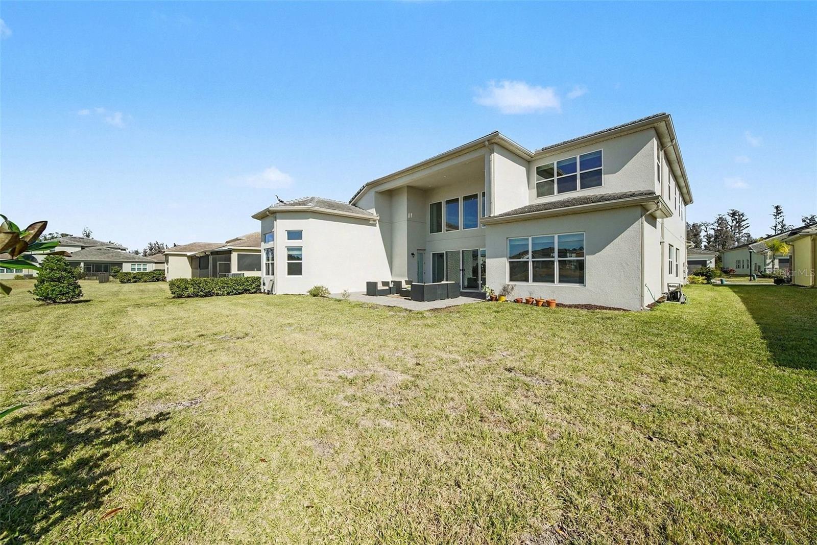 Listing photo id 45 for 3263 Juniper Springs Street