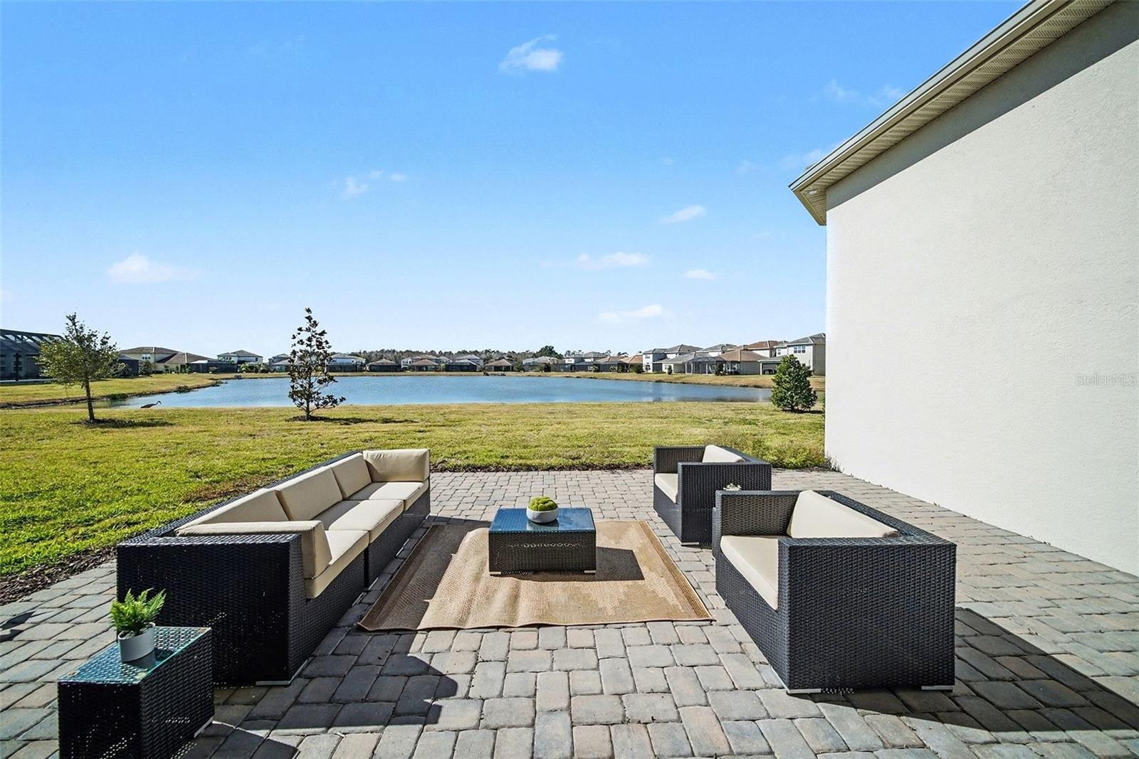 Listing photo id 46 for 3263 Juniper Springs Street