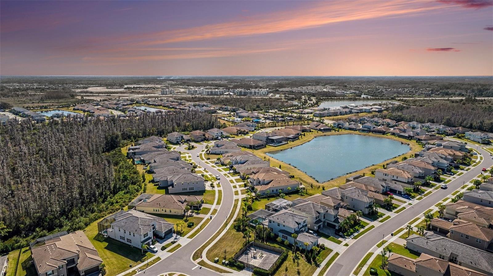 Listing photo id 4 for 3263 Juniper Springs Street