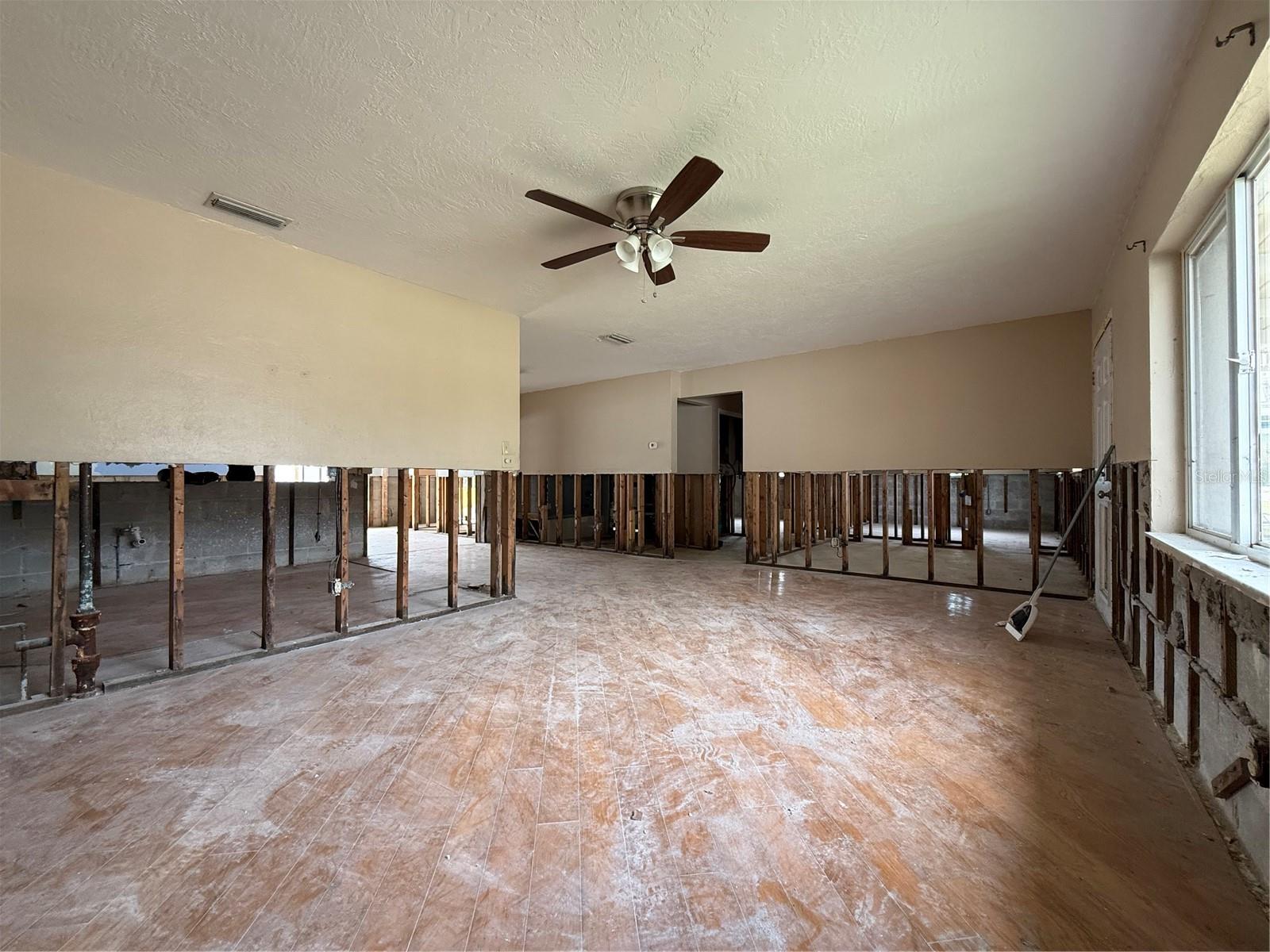 Image 2 of 14 For 1015 Boca Ciega Isle Drive