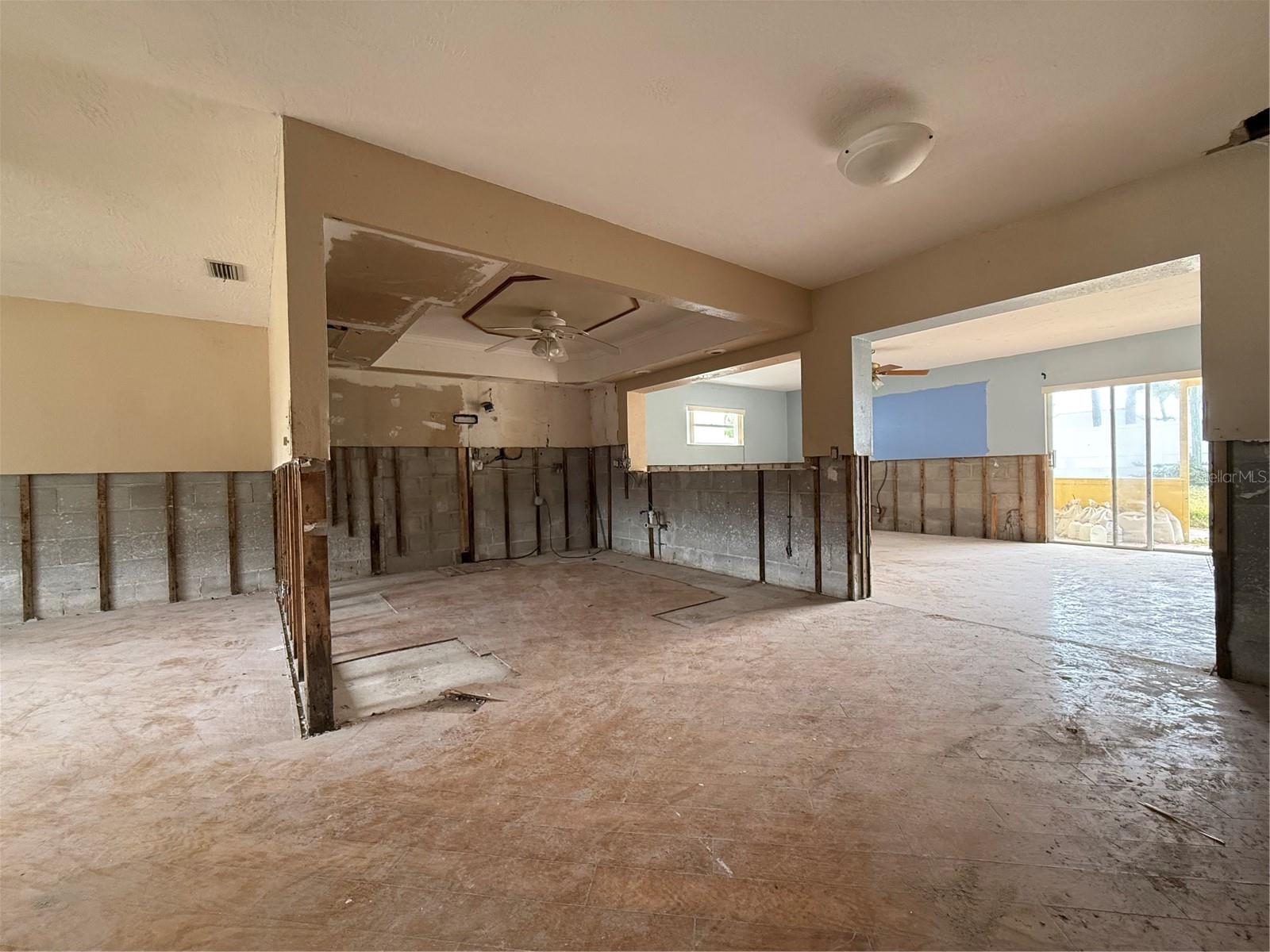 Image 3 of 14 For 1015 Boca Ciega Isle Drive