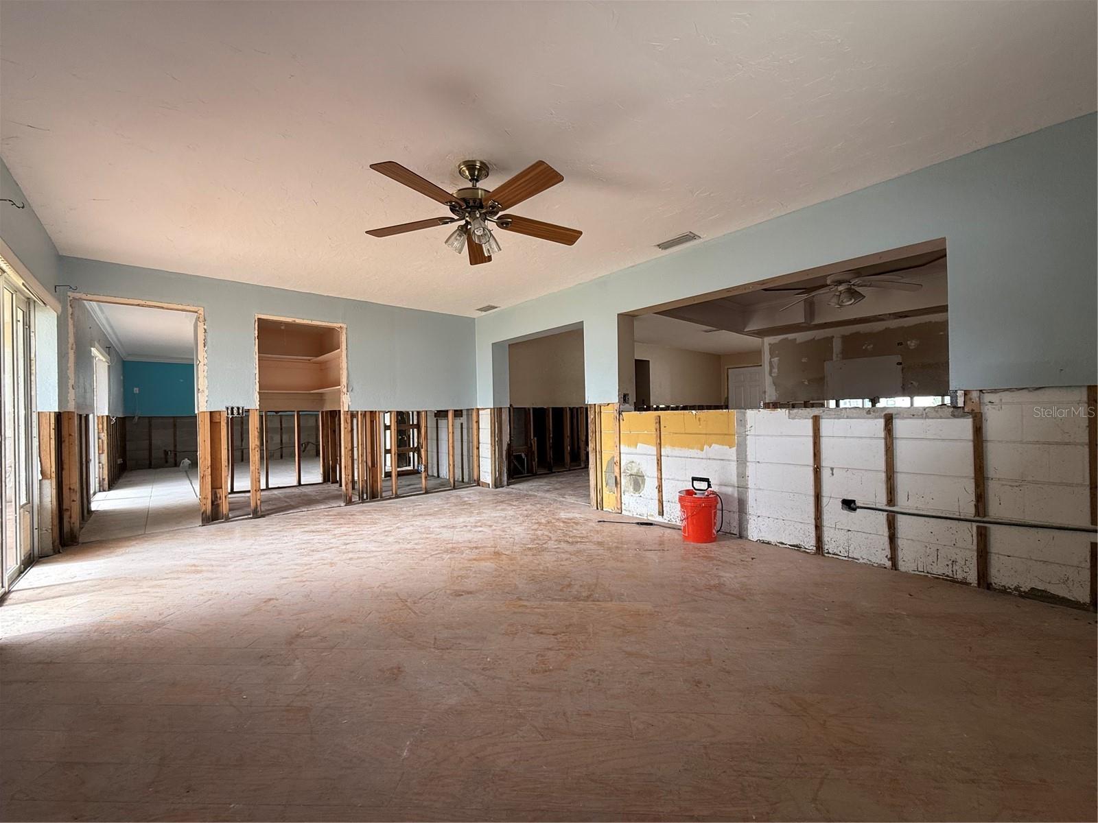 Image 4 of 14 For 1015 Boca Ciega Isle Drive