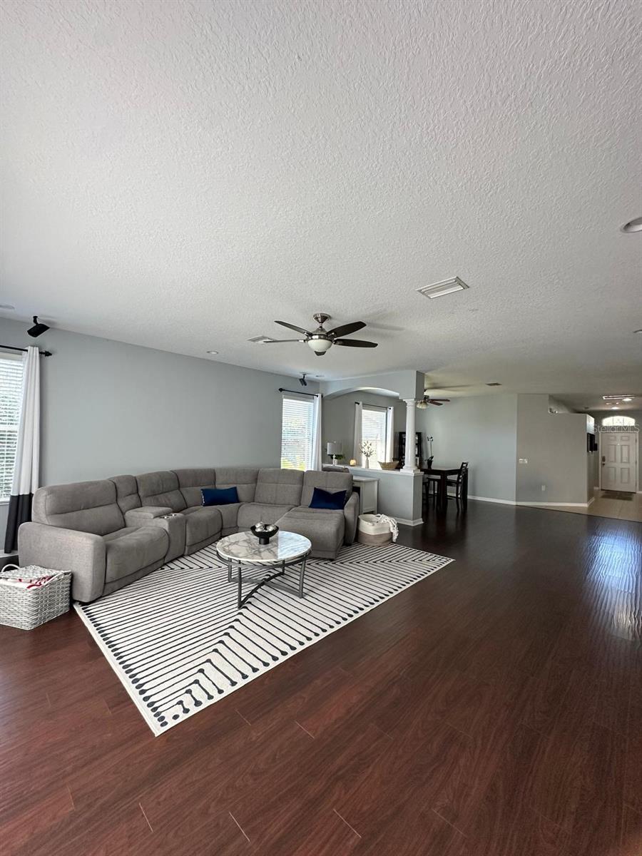 Image 2 of 7 For 32029 Garden Alcove Loop