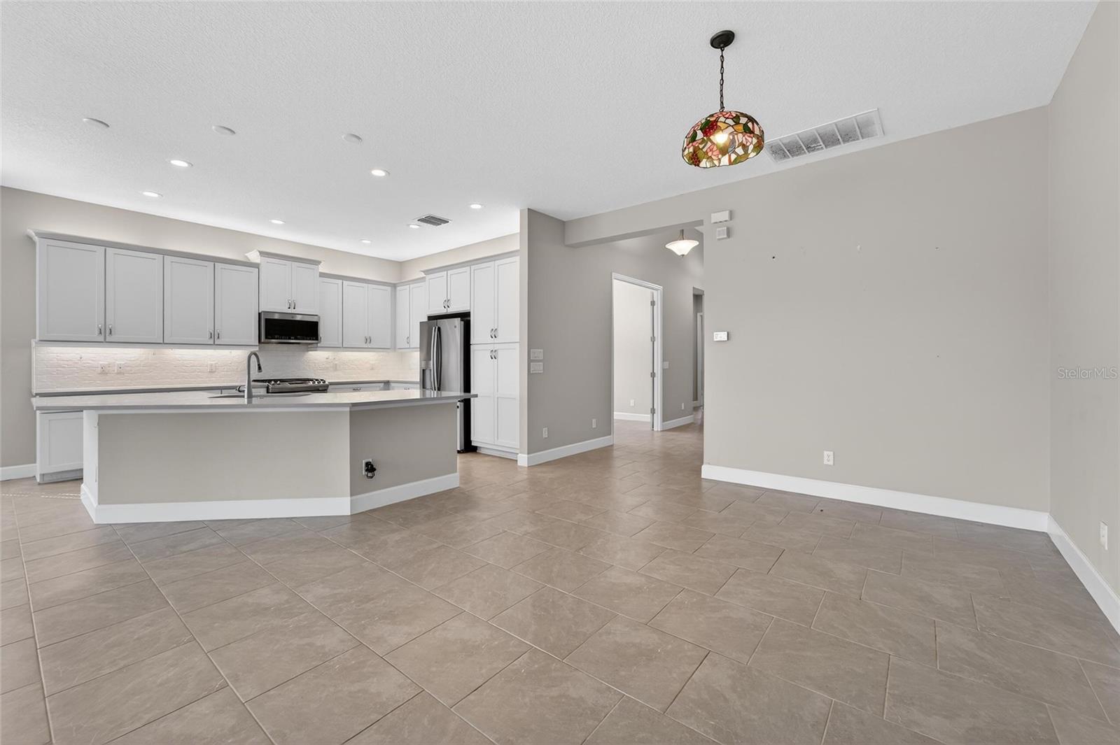 Image 11 of 79 For 15512 Corona Del Mar Drive