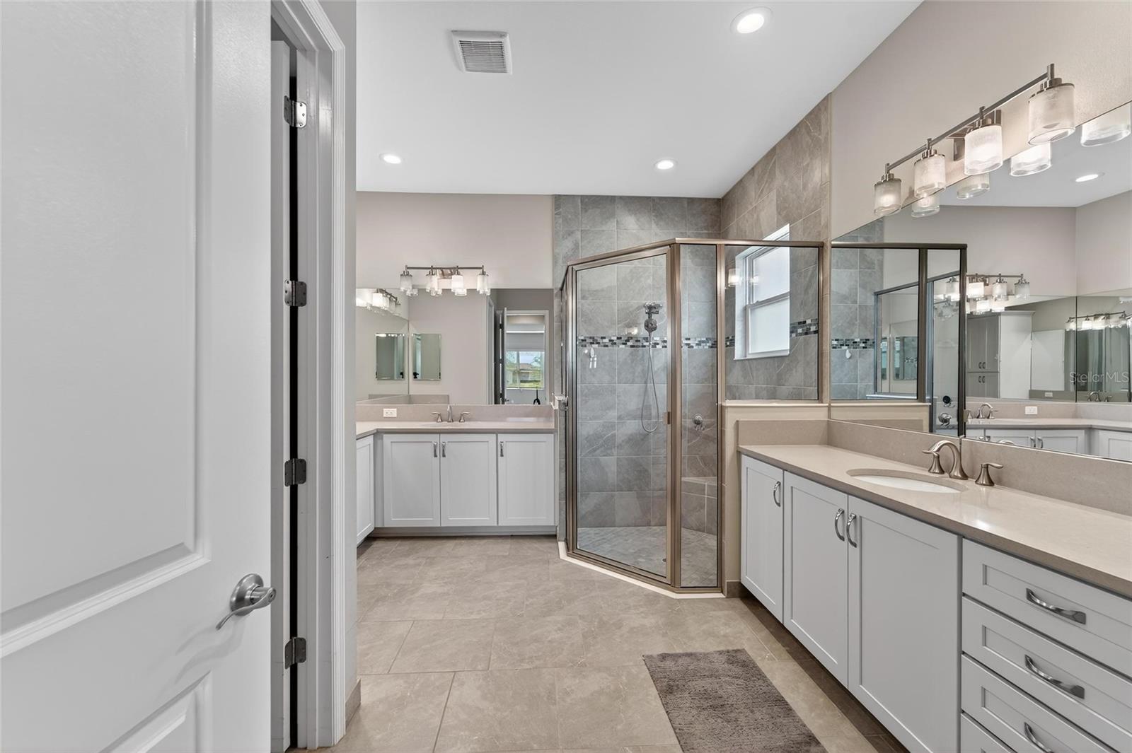 Image 34 of 79 For 15512 Corona Del Mar Drive