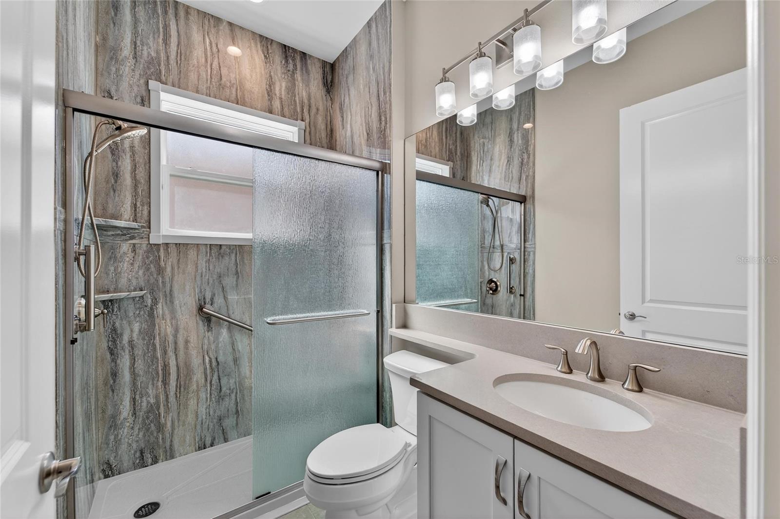 Image 46 of 79 For 15512 Corona Del Mar Drive