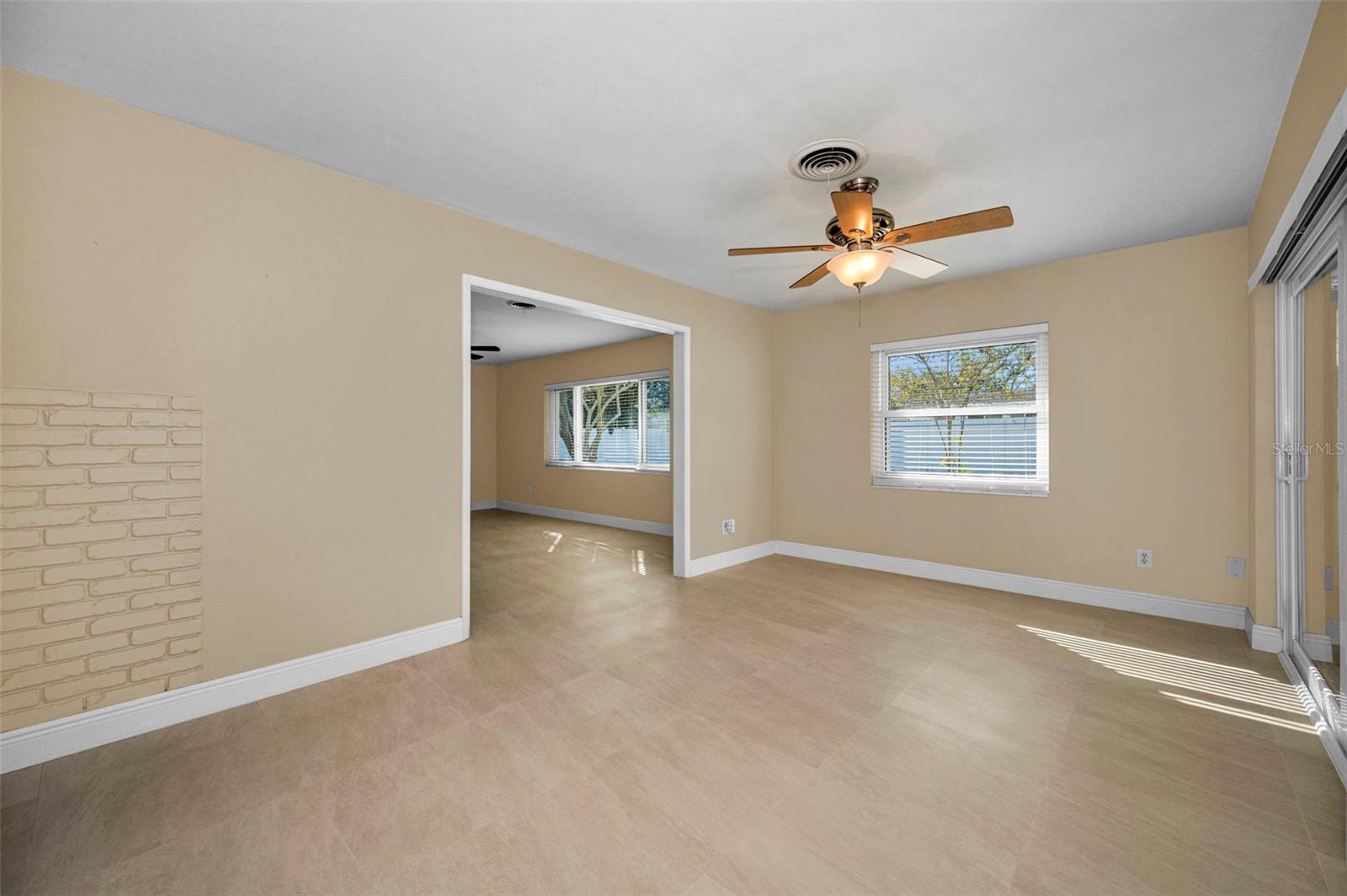 Image 21 of 41 For 1338 Hamlin Drive