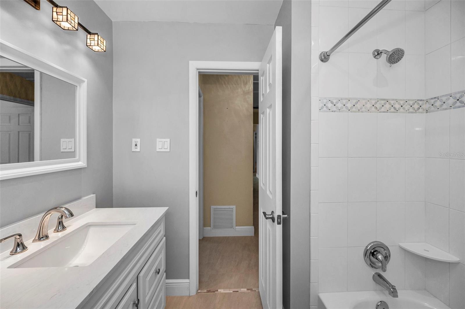 Image 31 of 41 For 1338 Hamlin Drive