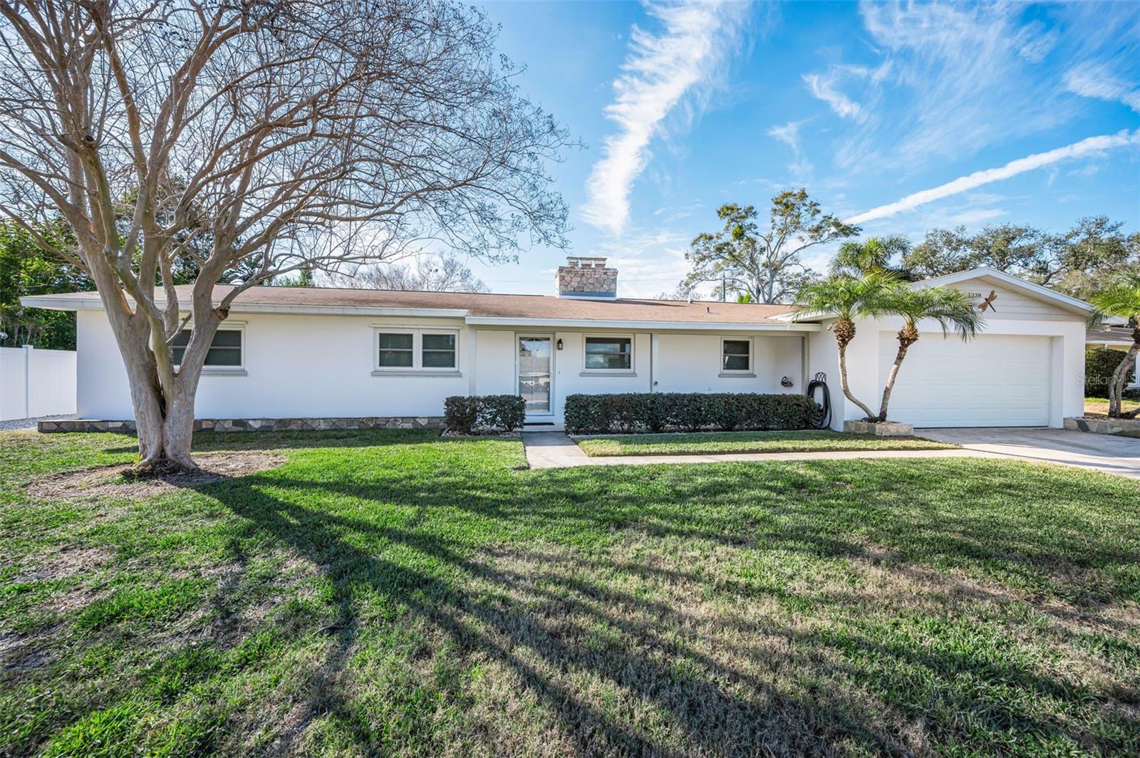 Image 6 of 41 For 1338 Hamlin Drive