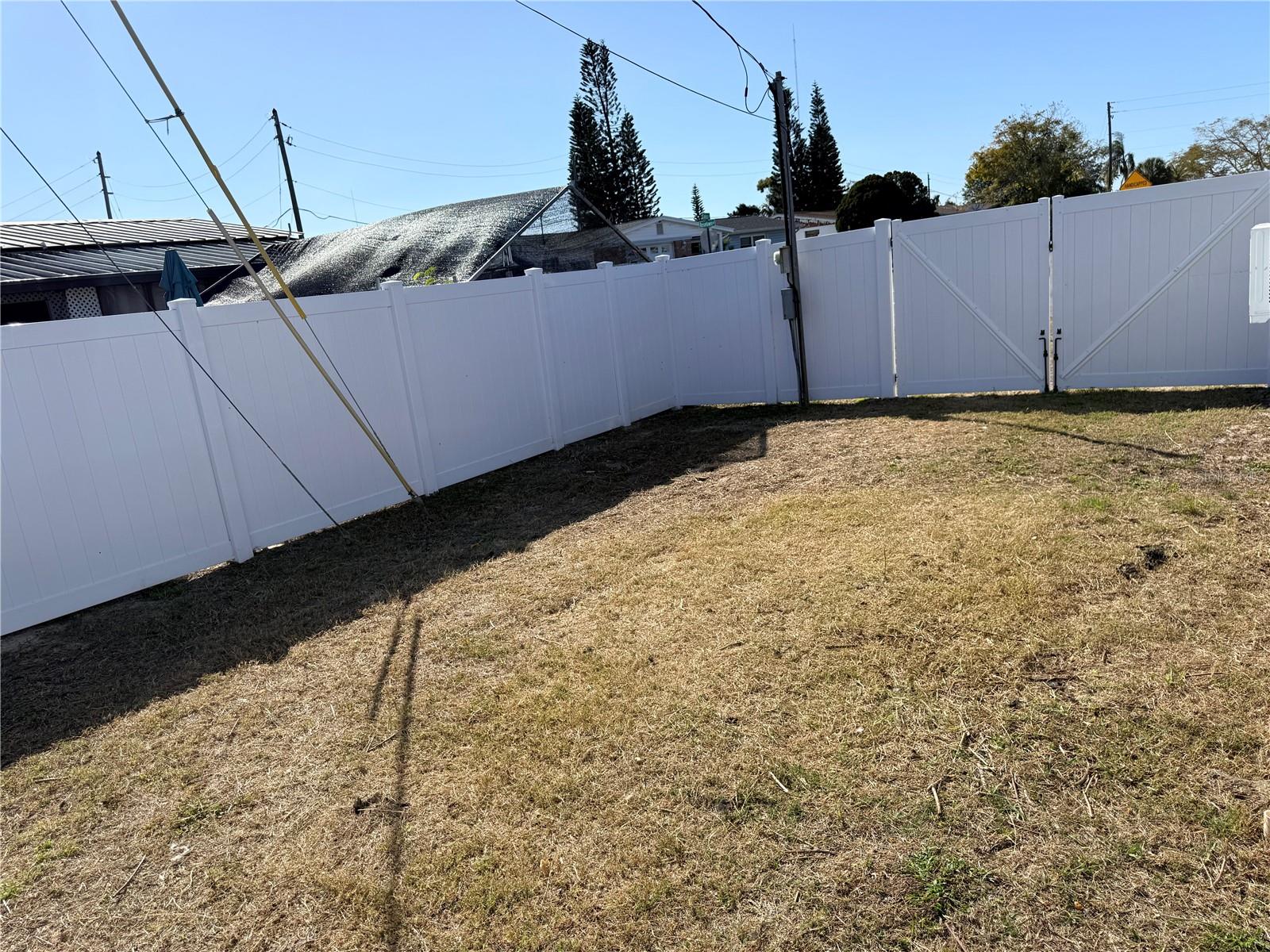 Image 13 of 38 For 4004 Reggie Drive