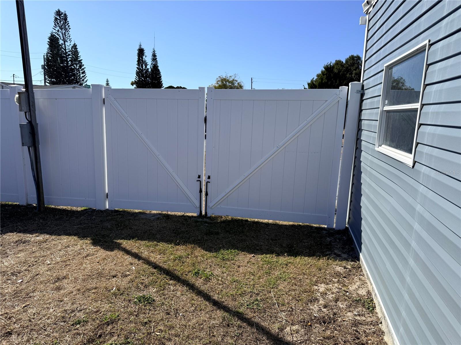 Image 16 of 38 For 4004 Reggie Drive