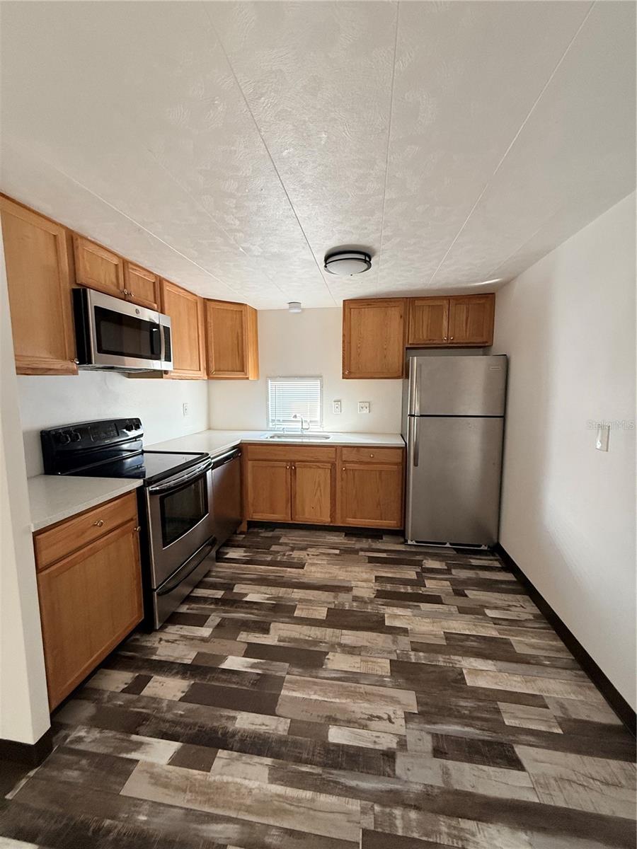 Image 22 of 38 For 4004 Reggie Drive