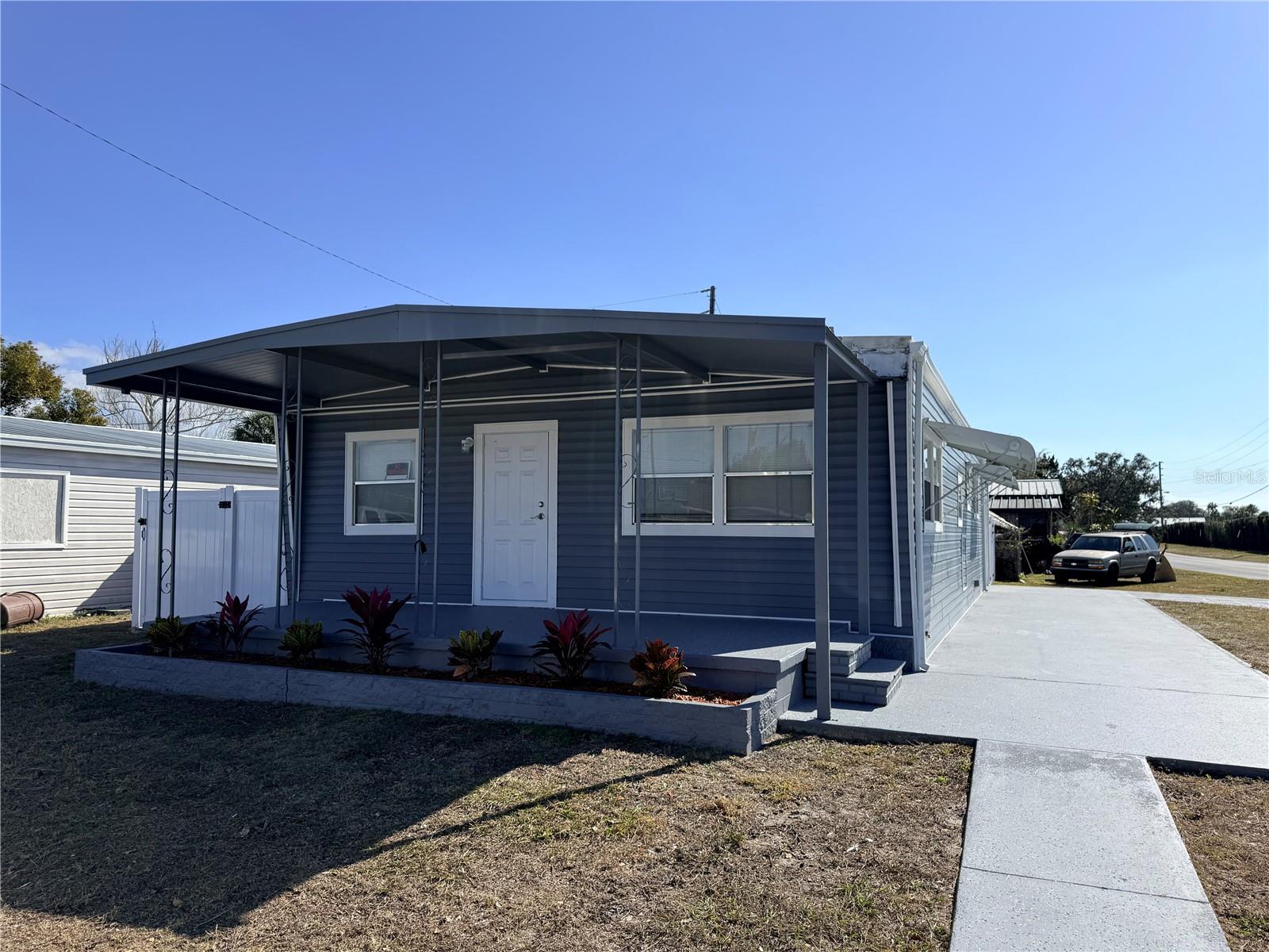 Image 6 of 38 For 4004 Reggie Drive