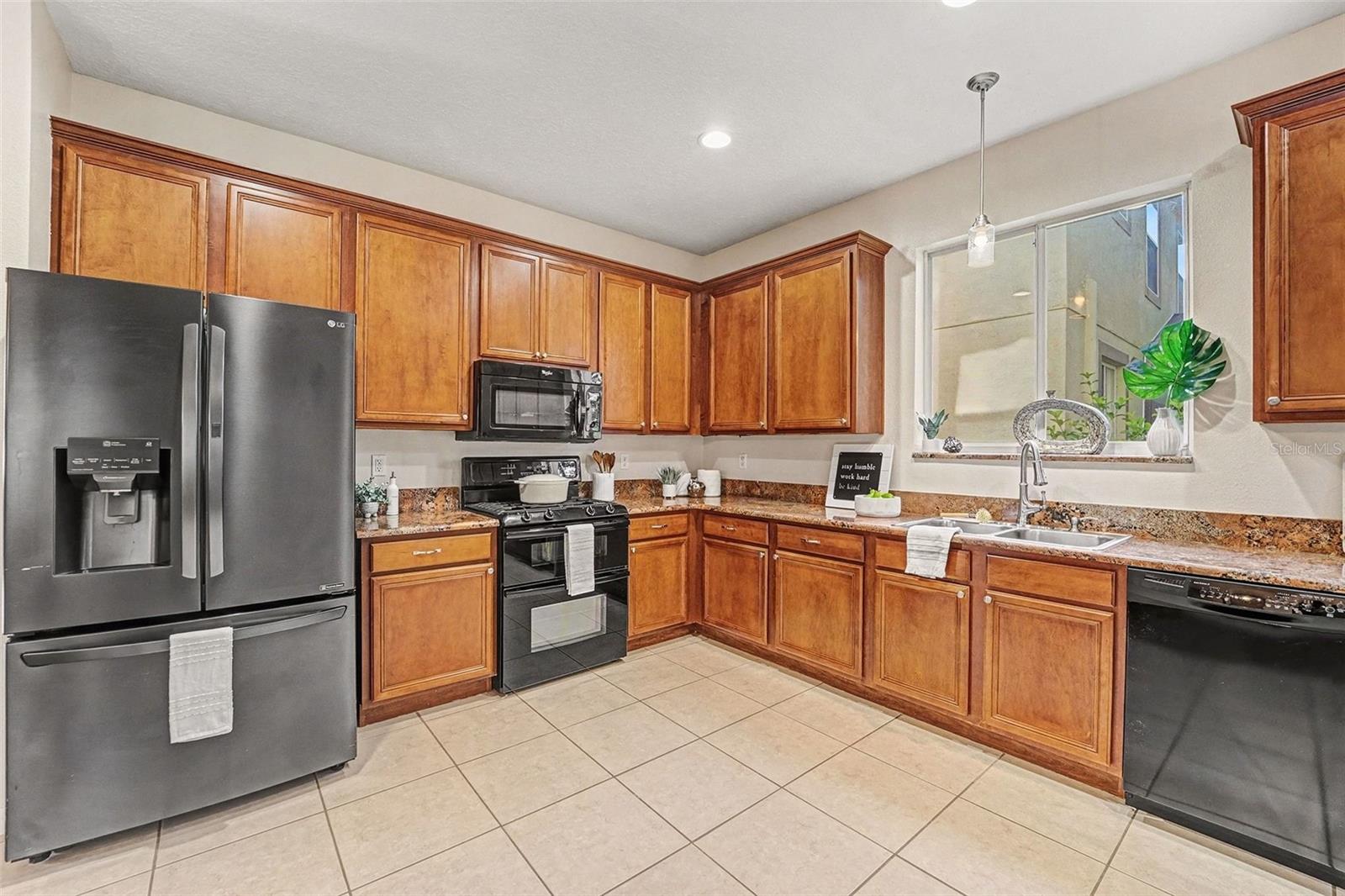 Image 13 of 40 For 2449 Silvermoss Drive