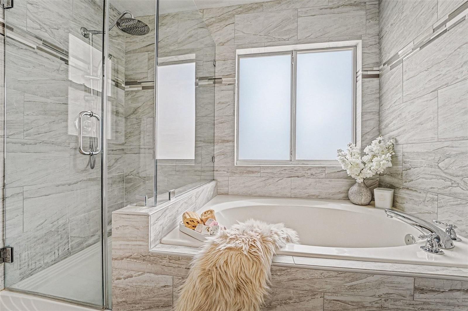 Image 22 of 40 For 2449 Silvermoss Drive