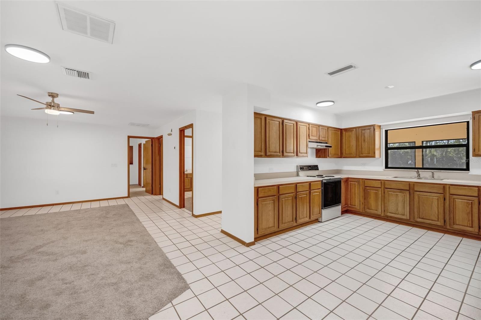 Image 12 of 42 For 12009 Anderson Drive