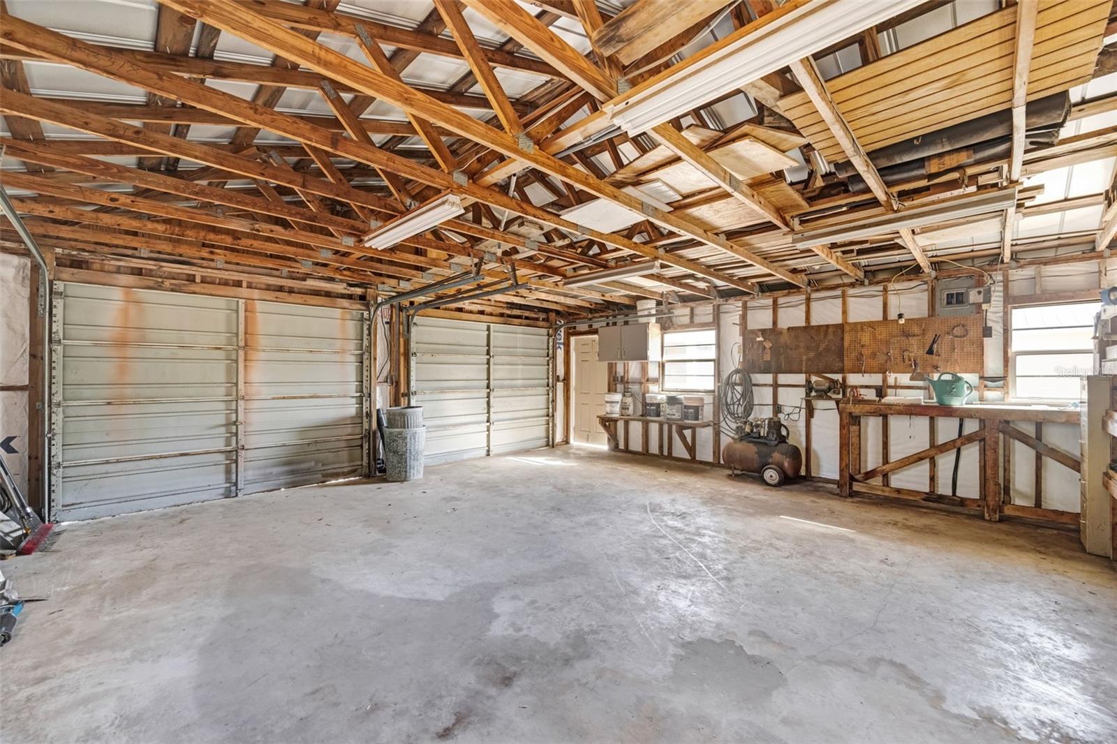 Image 32 of 42 For 12009 Anderson Drive