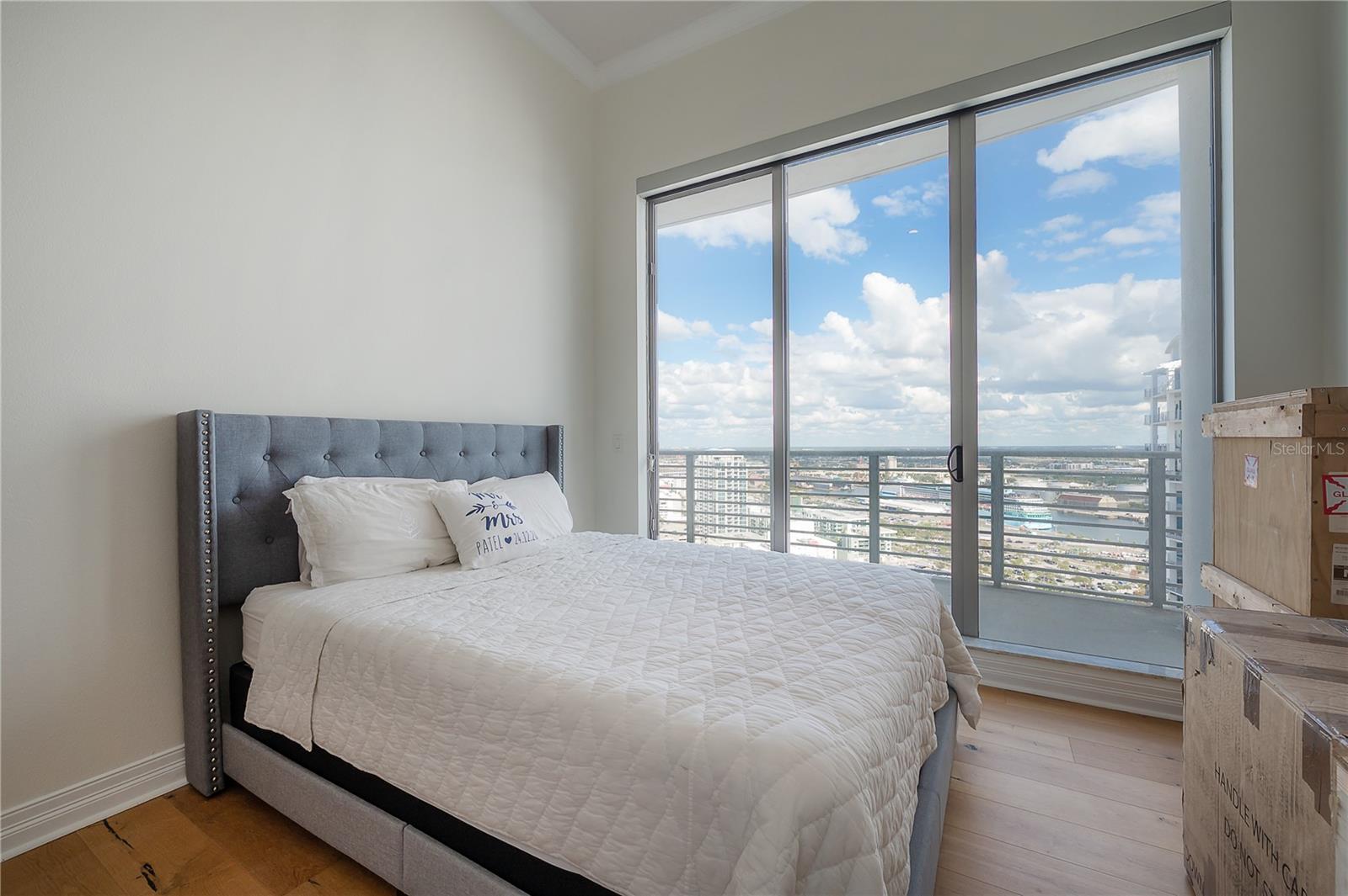 Image 23 of 61 For 449 12th Street 2701