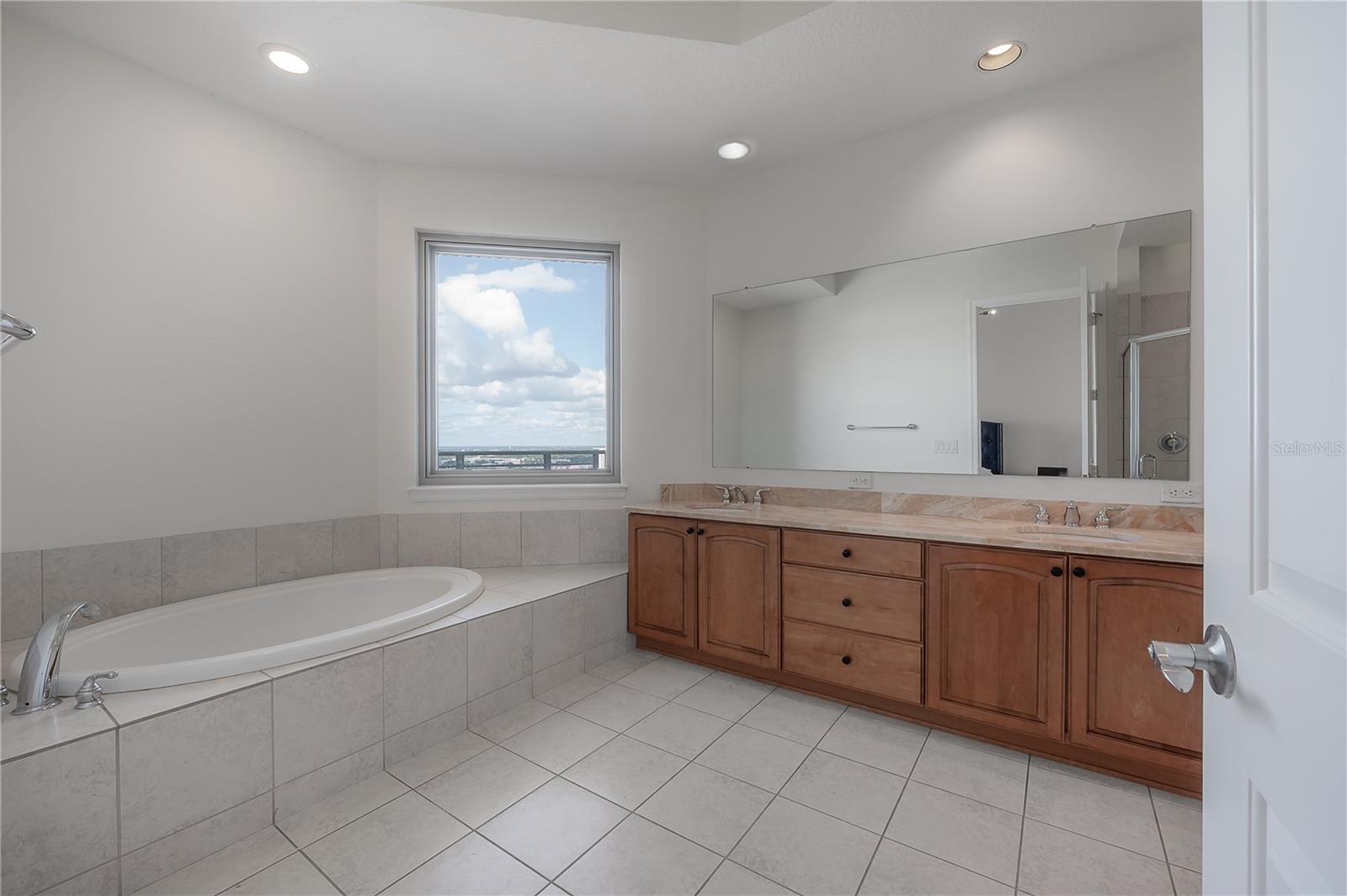 Image 31 of 61 For 449 12th Street 2701