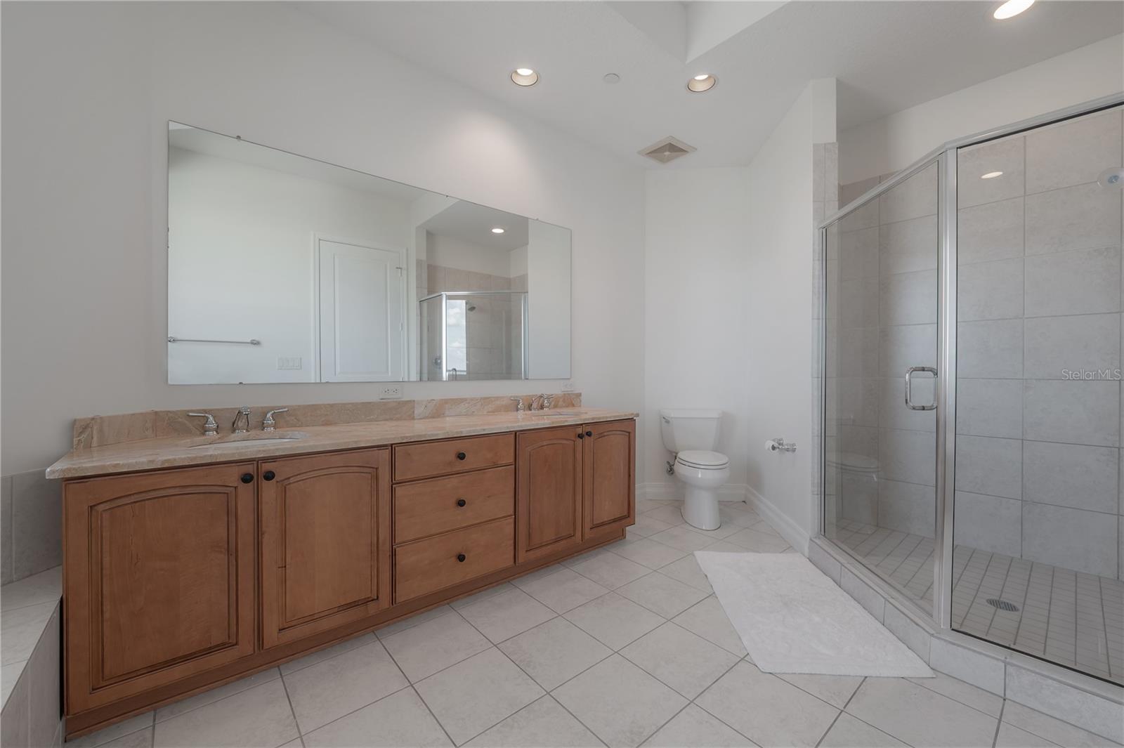 Image 33 of 61 For 449 12th Street 2701