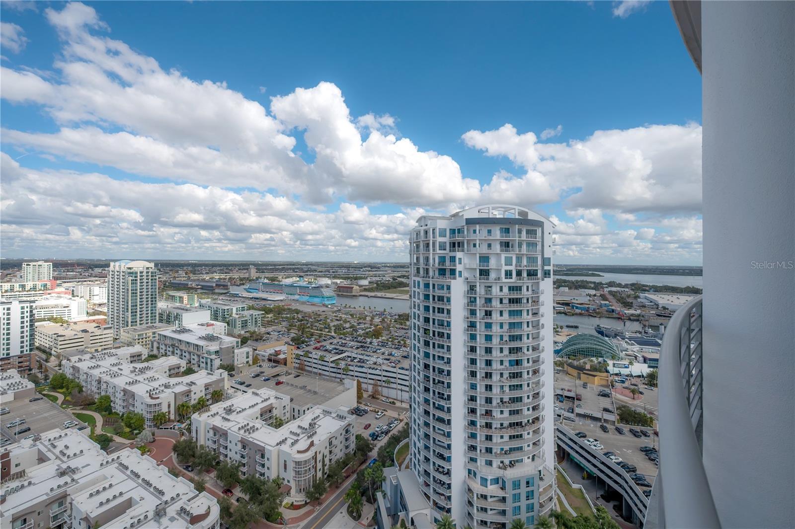 Image 45 of 61 For 449 12th Street 2701