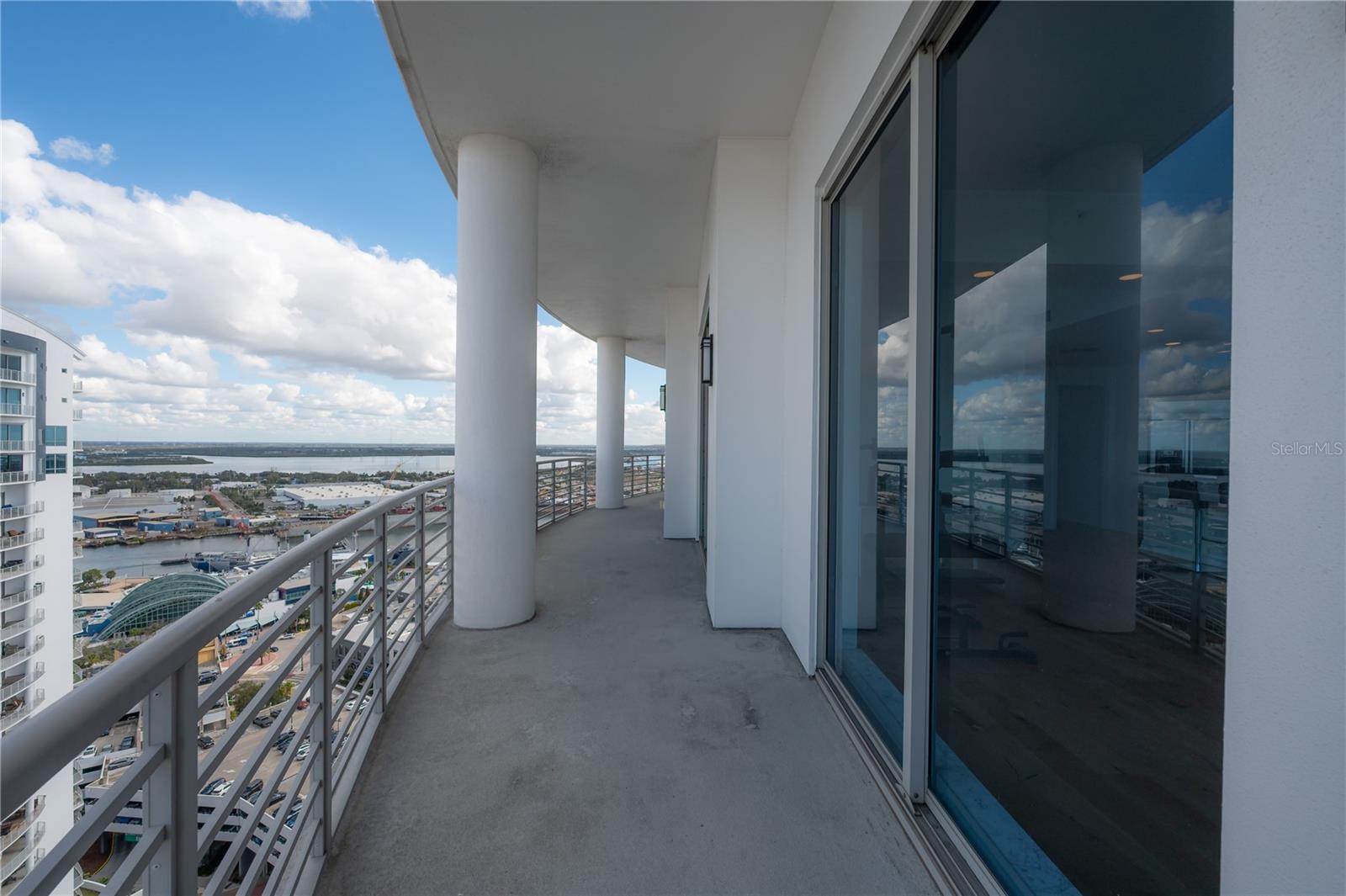 Image 46 of 61 For 449 12th Street 2701