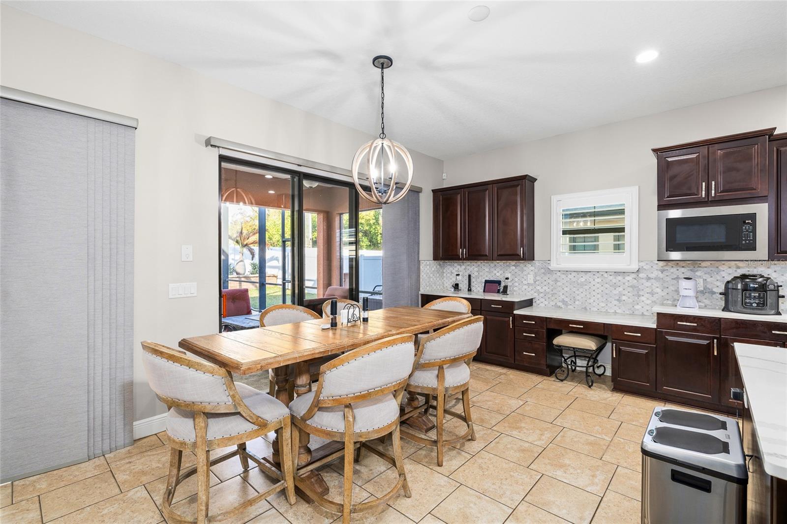 Image 14 of 60 For 10902 Charmwood Drive