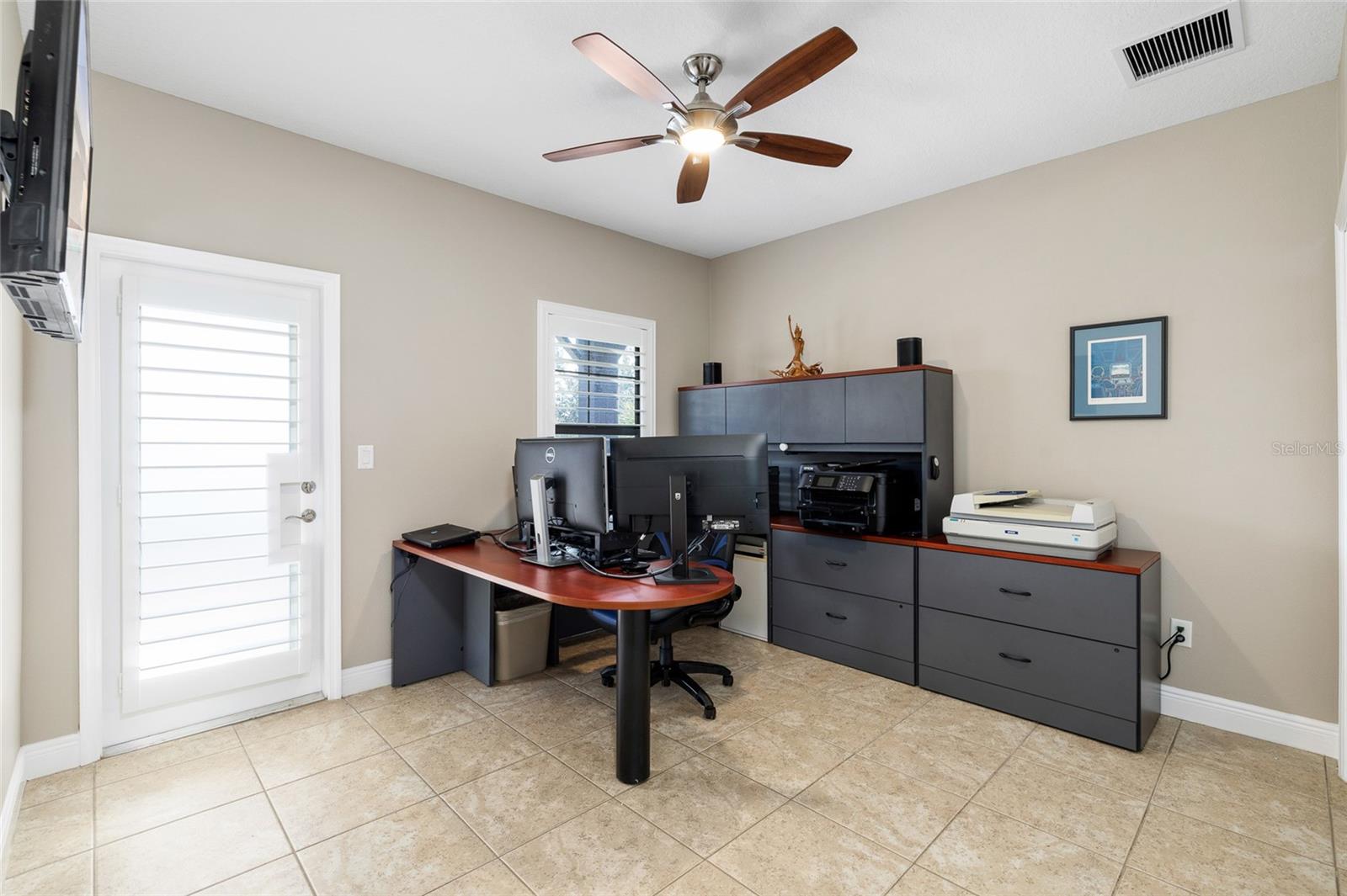 Image 32 of 60 For 10902 Charmwood Drive