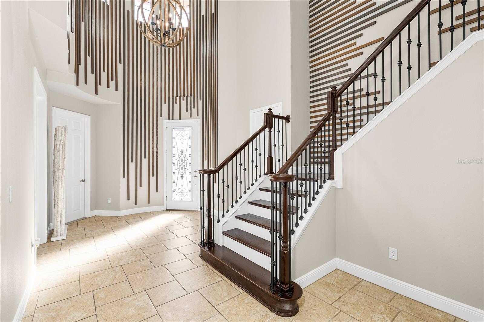 Image 5 of 60 For 10902 Charmwood Drive