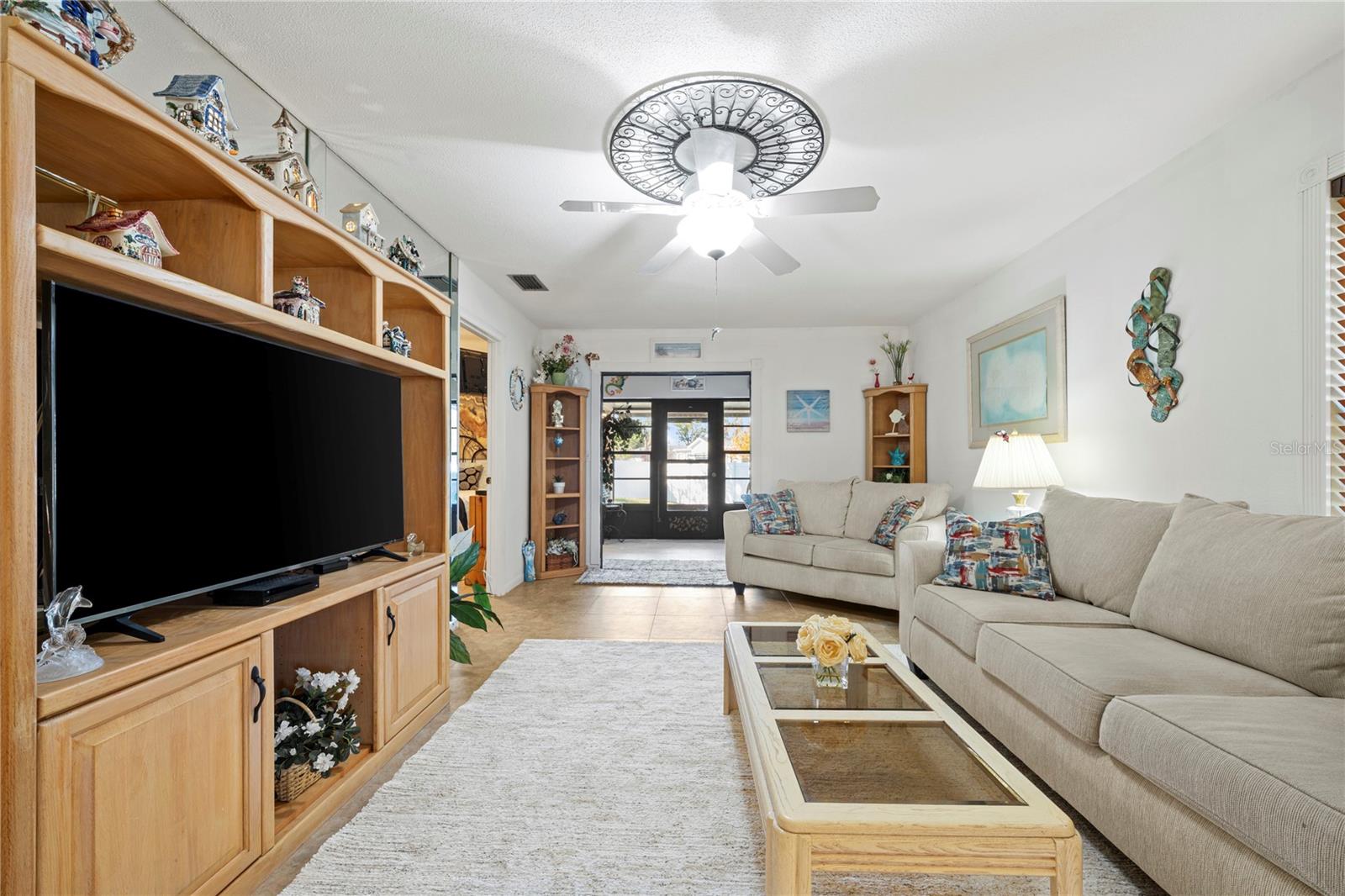 Image 16 of 75 For 7360 Ulmerton Road 15d