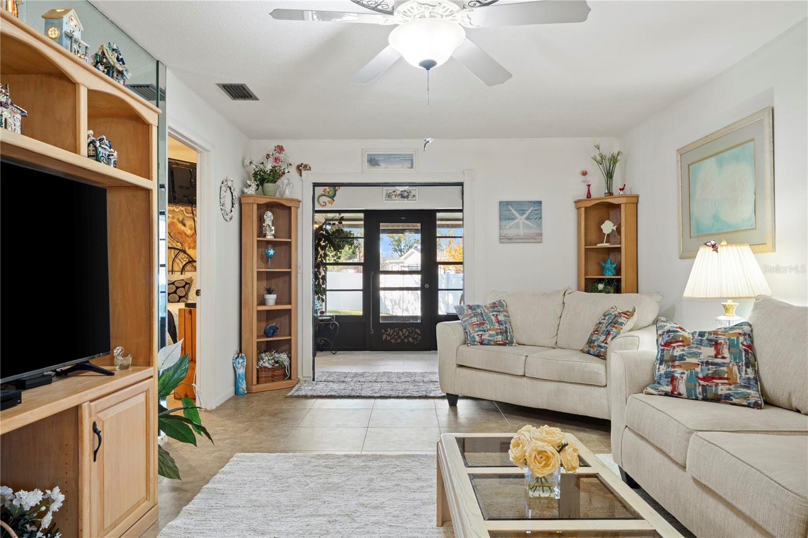 Image 18 of 75 For 7360 Ulmerton Road 15d