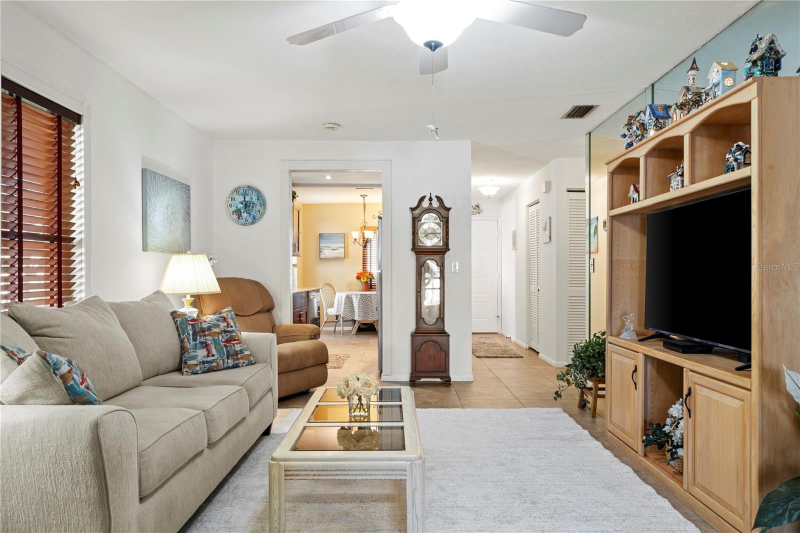 Image 20 of 75 For 7360 Ulmerton Road 15d