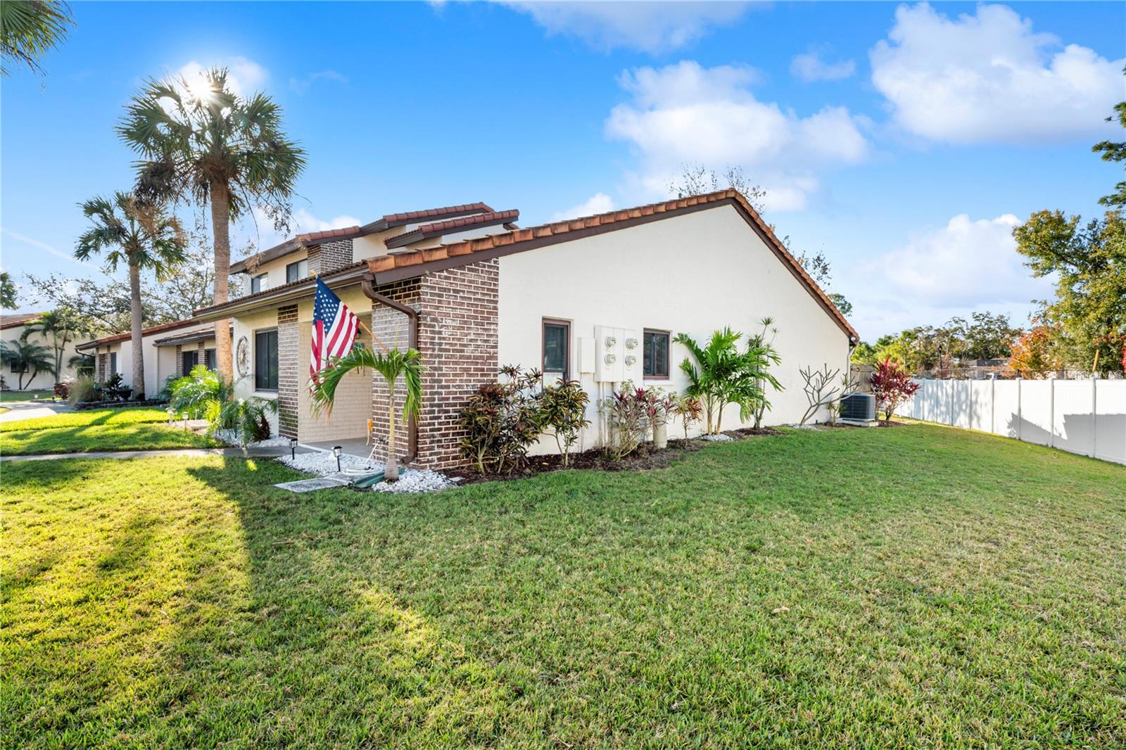 Image 3 of 75 For 7360 Ulmerton Road 15d