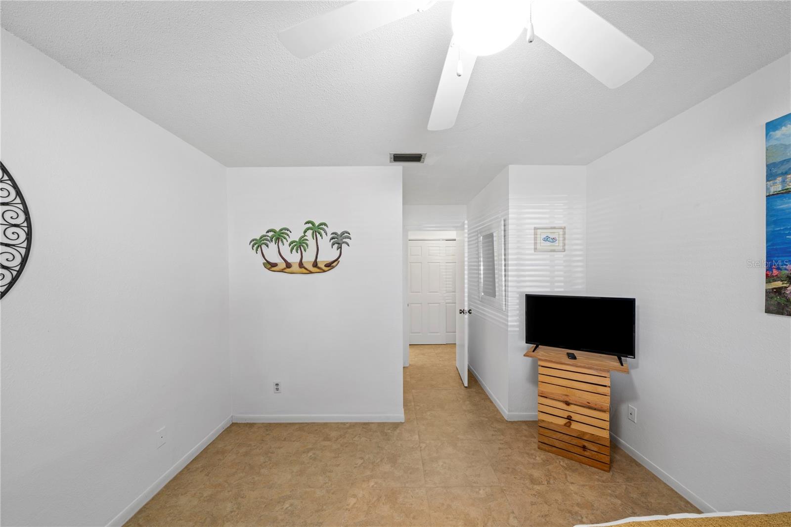 Image 32 of 75 For 7360 Ulmerton Road 15d