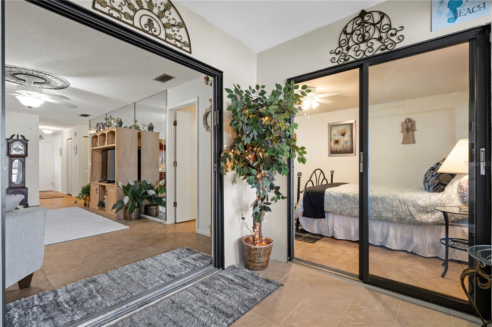 Image 37 of 75 For 7360 Ulmerton Road 15d