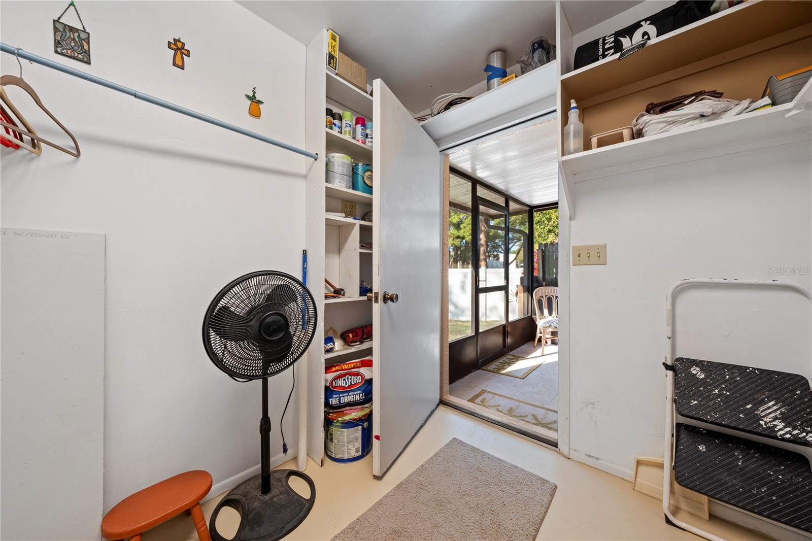 Image 44 of 75 For 7360 Ulmerton Road 15d