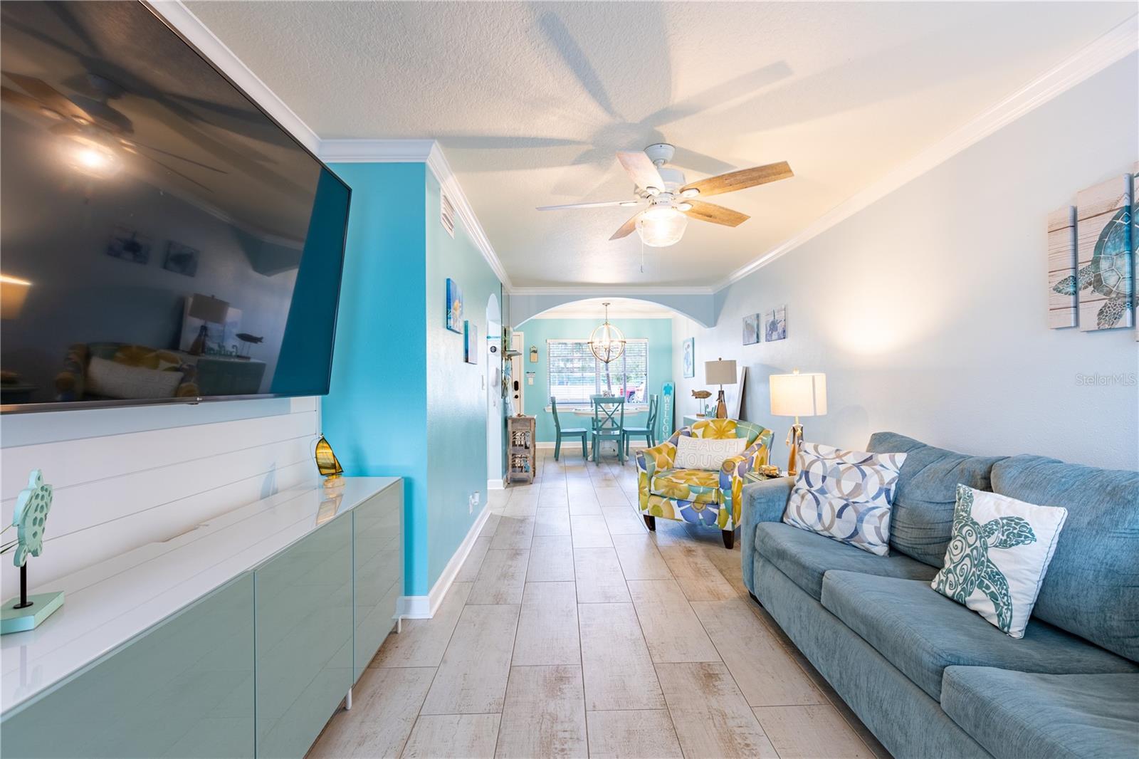 Image 12 of 47 For 19417 Gulf Boulevard C-104