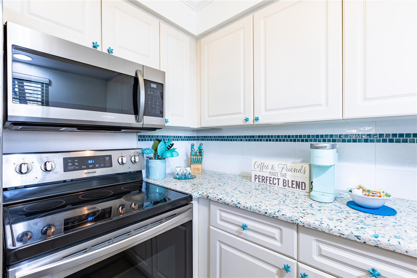 Image 9 of 47 For 19417 Gulf Boulevard C-104