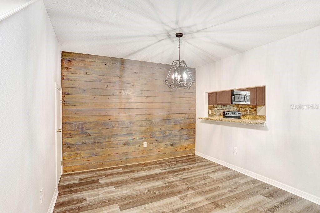 Image 20 of 38 For 37669 Aaralyn Road