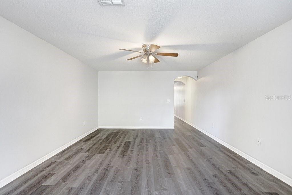 Image 24 of 38 For 37669 Aaralyn Road