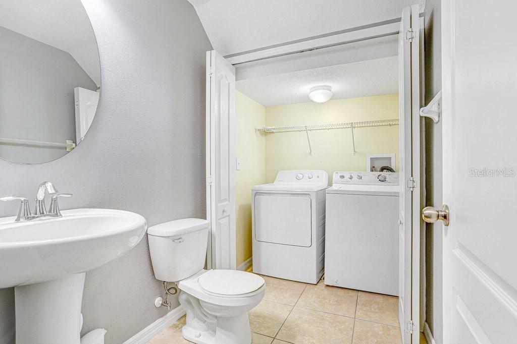 Image 25 of 38 For 37669 Aaralyn Road