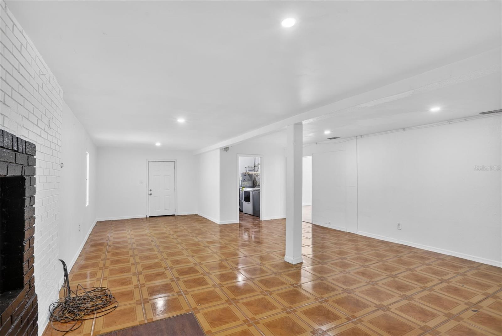 Image 11 of 43 For 101 Celeste Street