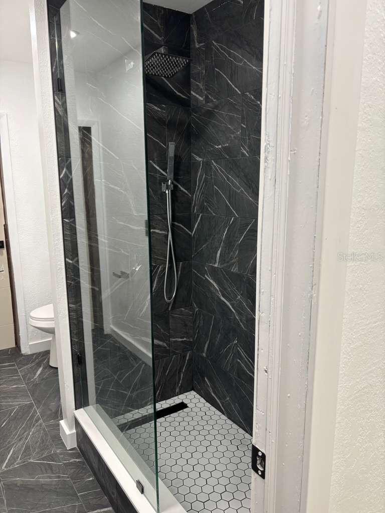 Image 25 of 43 For 101 Celeste Street