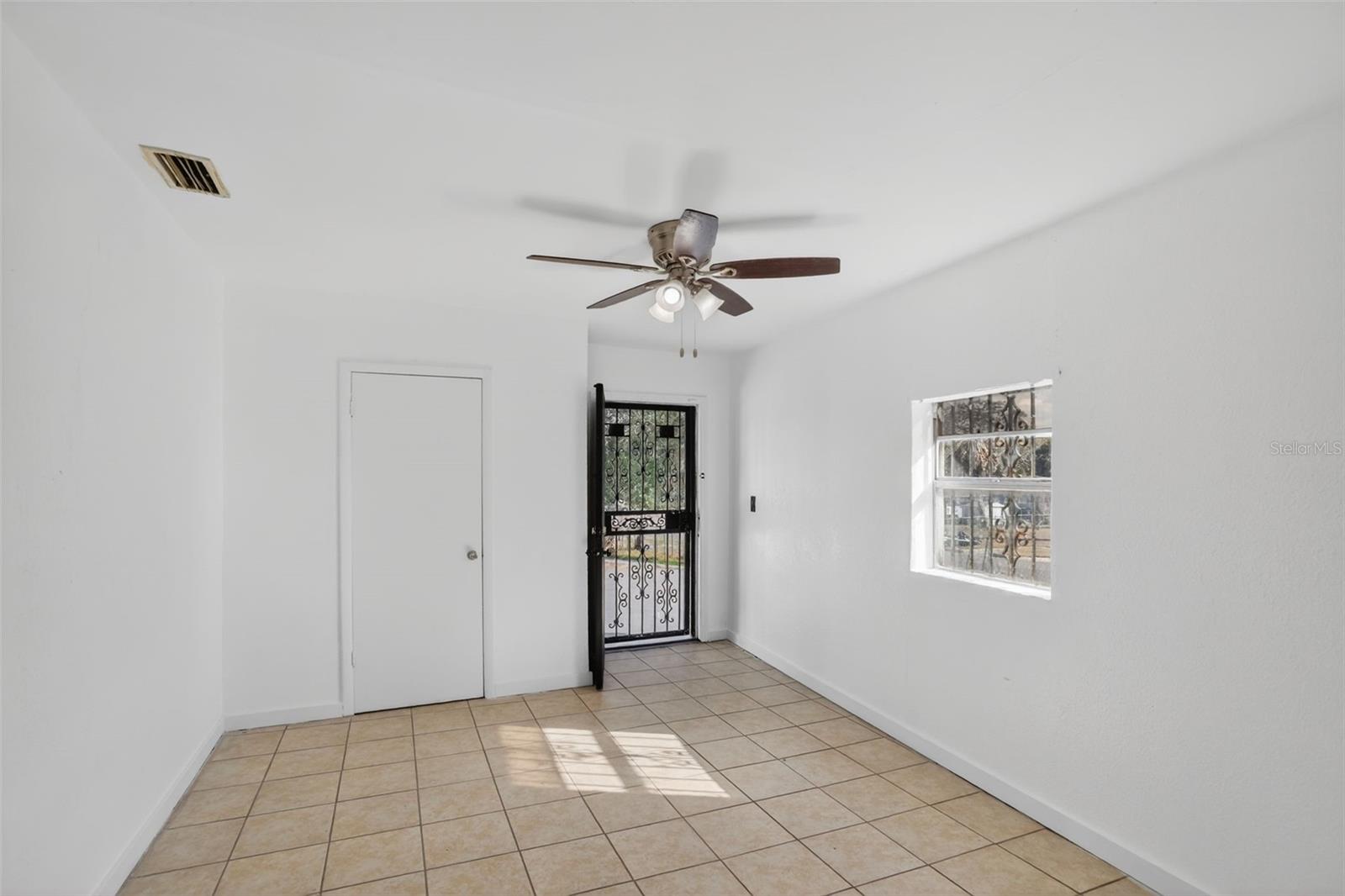 Image 32 of 43 For 101 Celeste Street