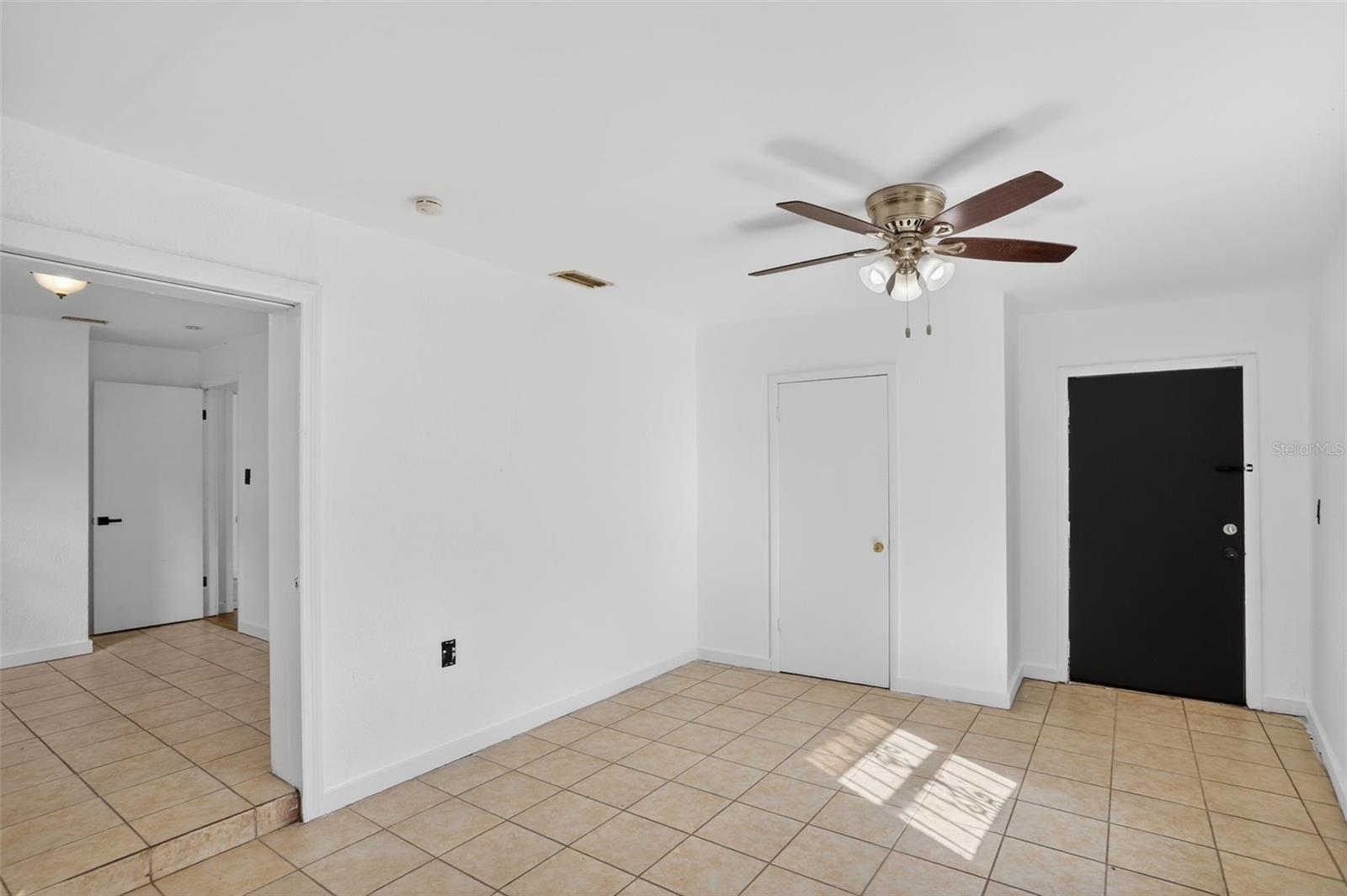 Image 34 of 43 For 101 Celeste Street