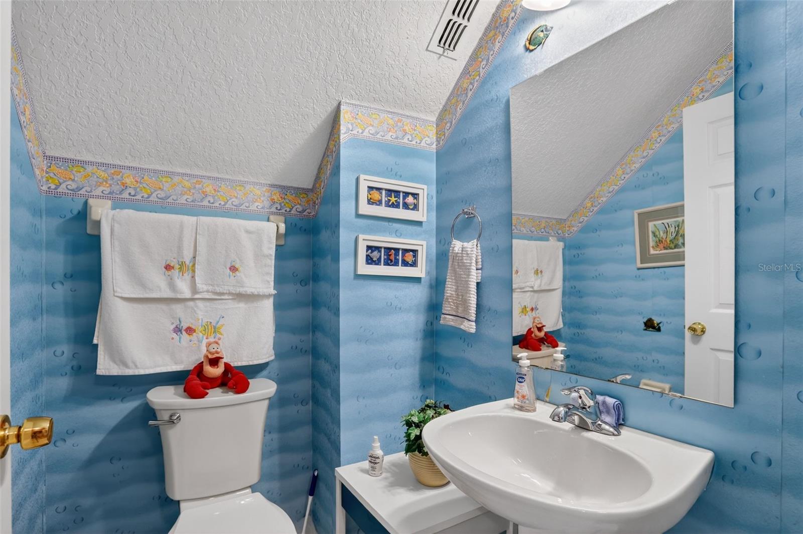 Image 13 of 32 For 13240 Briar Forest Court