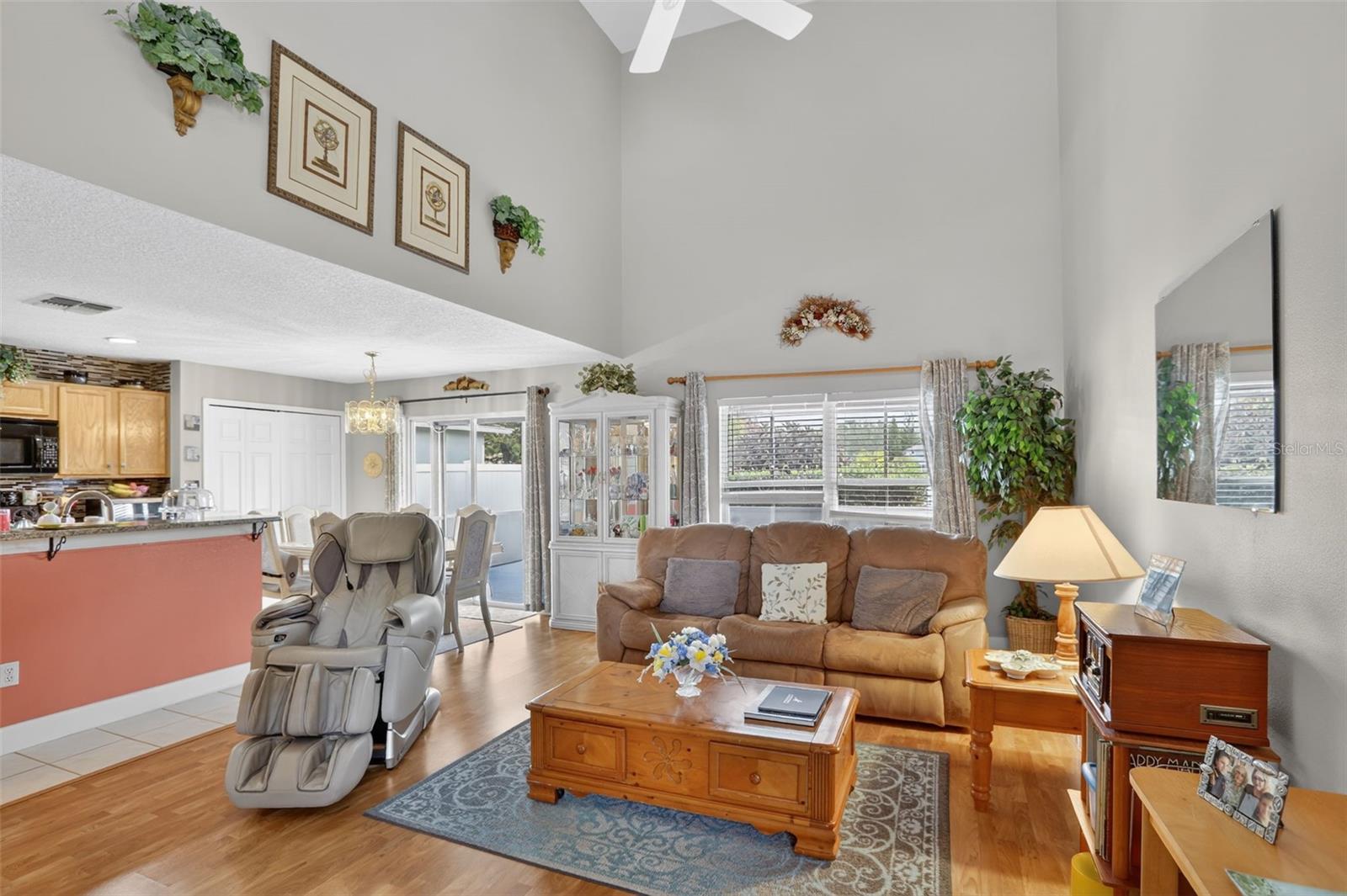 Image 4 of 32 For 13240 Briar Forest Court