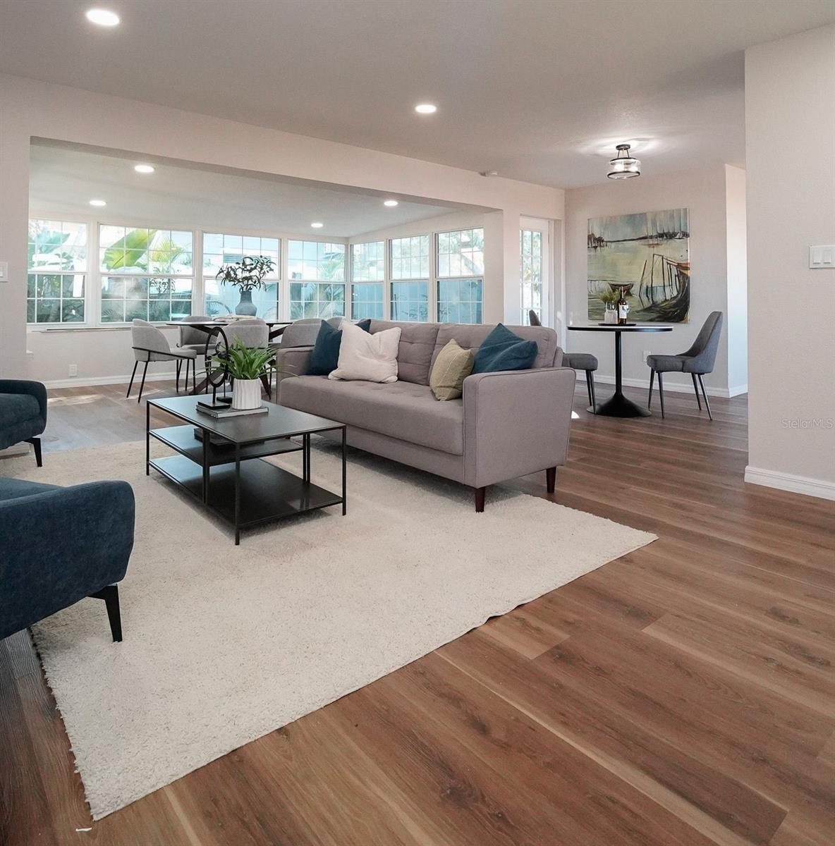 Image 11 of 84 For 110 92nd Avenue Ne